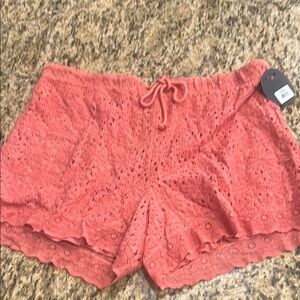 One 5 One eyelet/crocheted shorts, size XL, NWT | offer in description